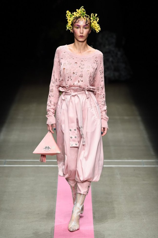 DB93FA87-0AE0-4C16-B70E-2D0AB0E75DE9